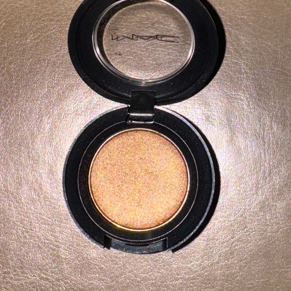 MAC Cosmetics Woodwinked Eyeshadow